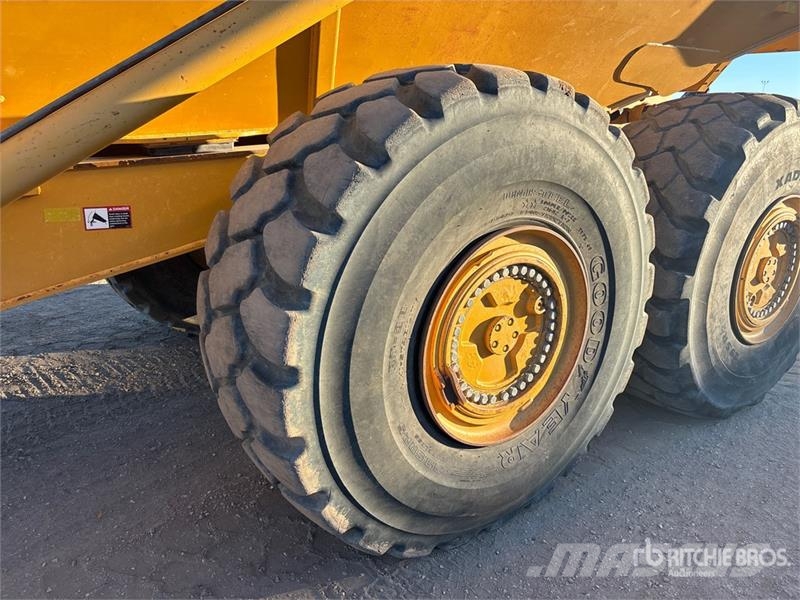 John Deere 410E Camiões articulados