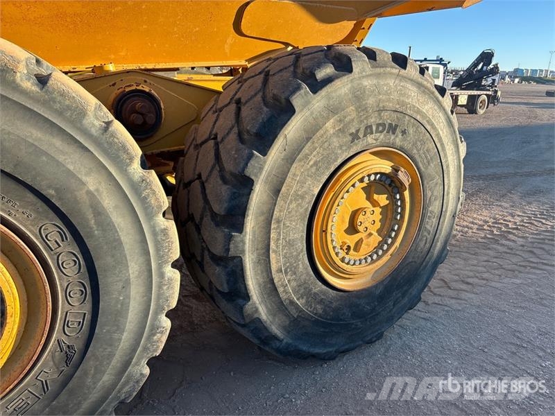 John Deere 410E Camiões articulados