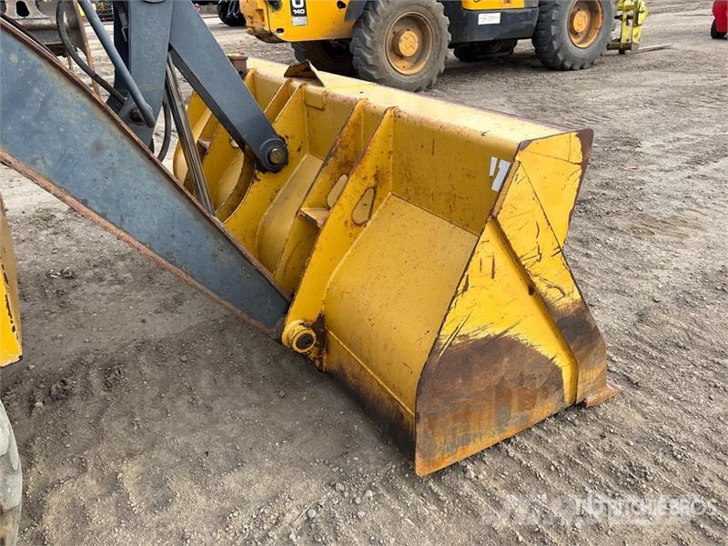 John Deere 410K Kazıcı yükleyiciler - beko loder