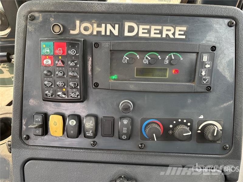 John Deere 410K Kazıcı yükleyiciler - beko loder