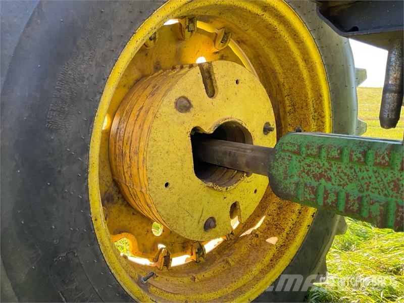 John Deere 4250 Tractors