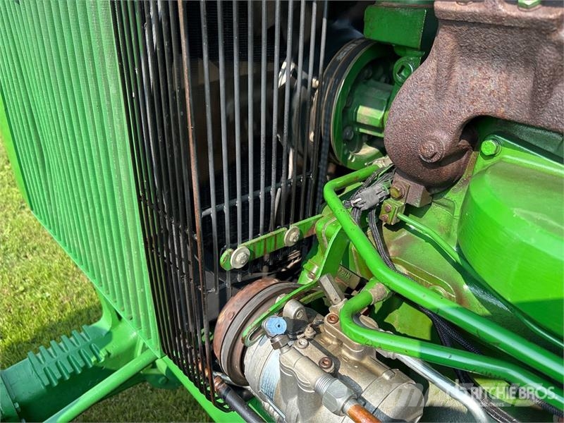 John Deere 4250 4WD Tractor Traktorji
