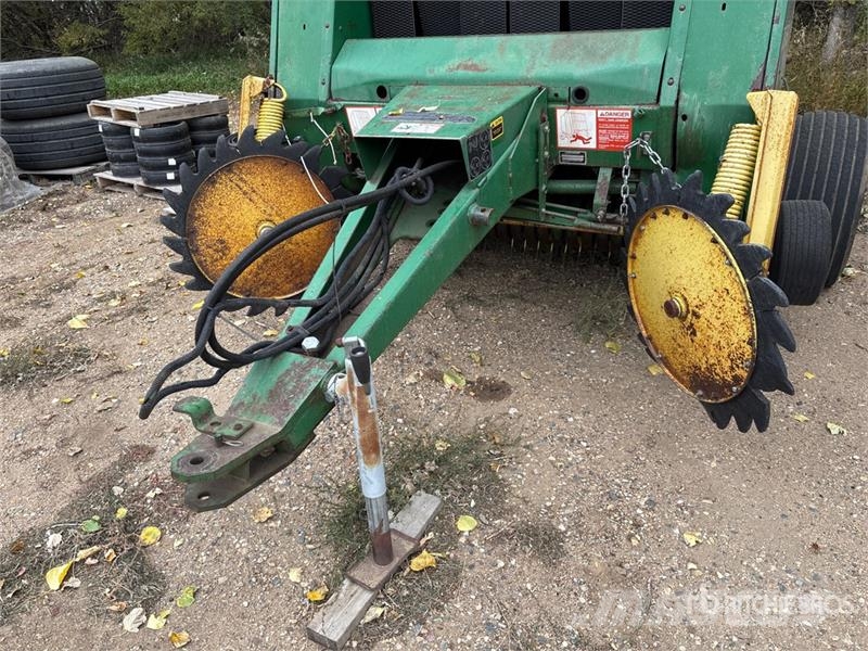 John Deere 435 محزمات مستديرة