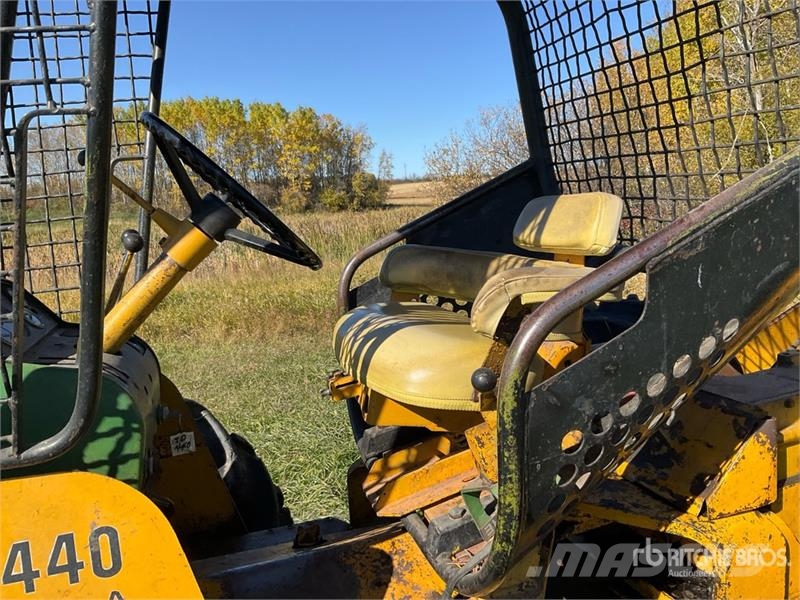 John Deere 440 4x4 Line Series-A Skidder Skideri