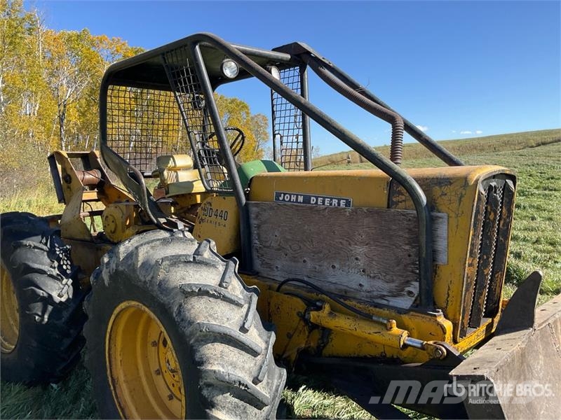 John Deere 440 4x4 Line Series-A Skidder Skideri