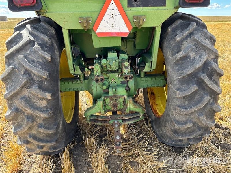 John Deere 4430 Трактори