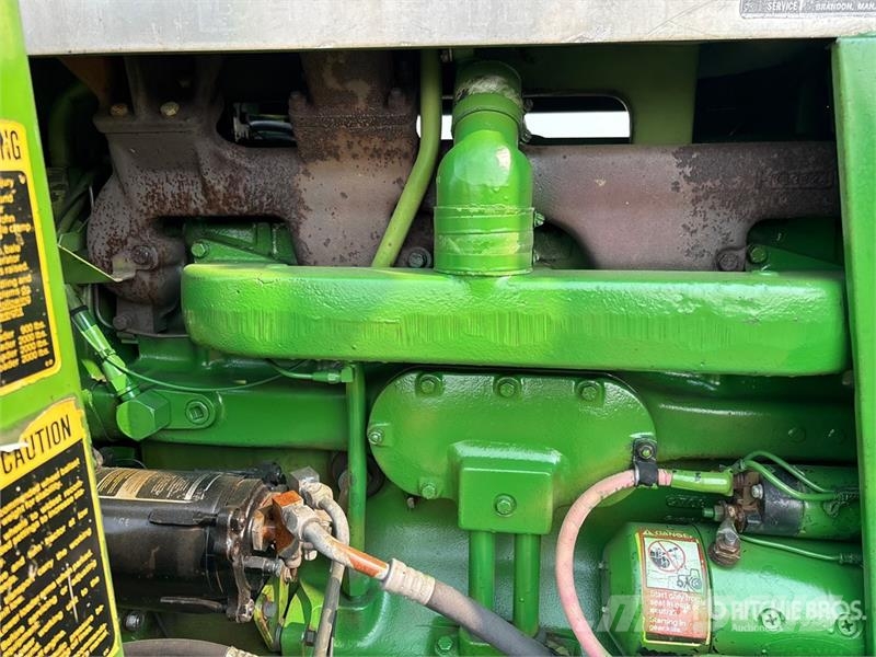 John Deere 4430 Traktori