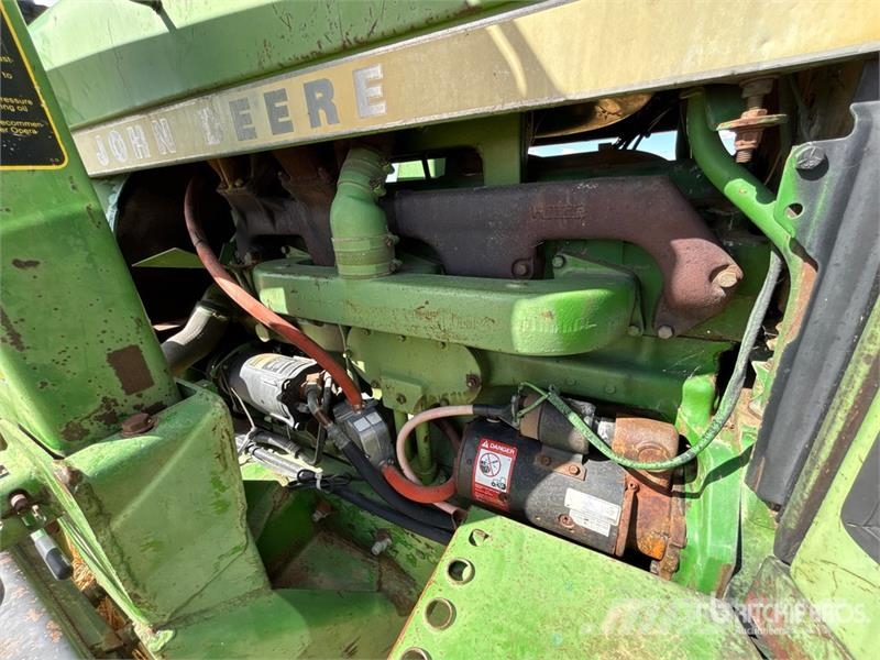 John Deere 4430 Трактори