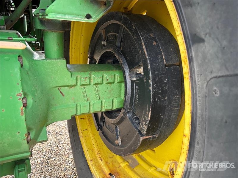 John Deere 4440 Tractors