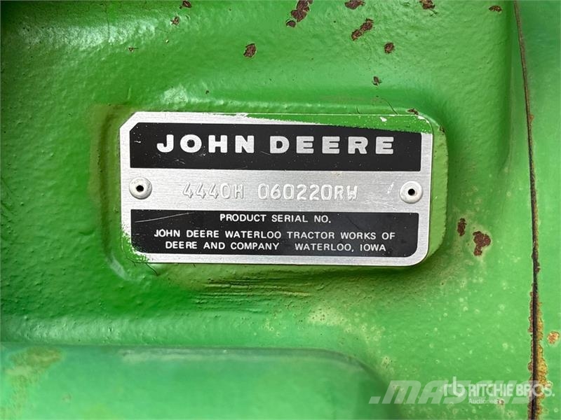 John Deere 4440 Tractors