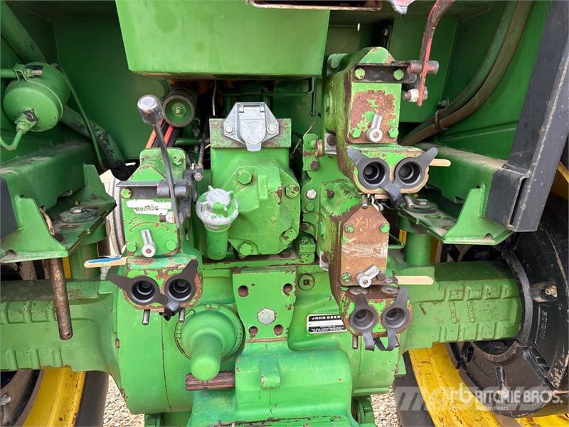 John Deere 4440 Tractors