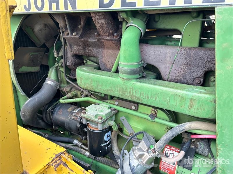 John Deere 4440 Traktori