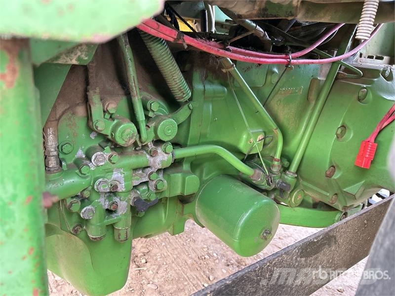 John Deere 4440 Traktori