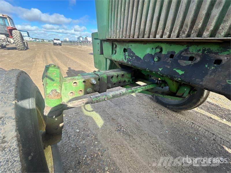 John Deere 4440 Traktorit