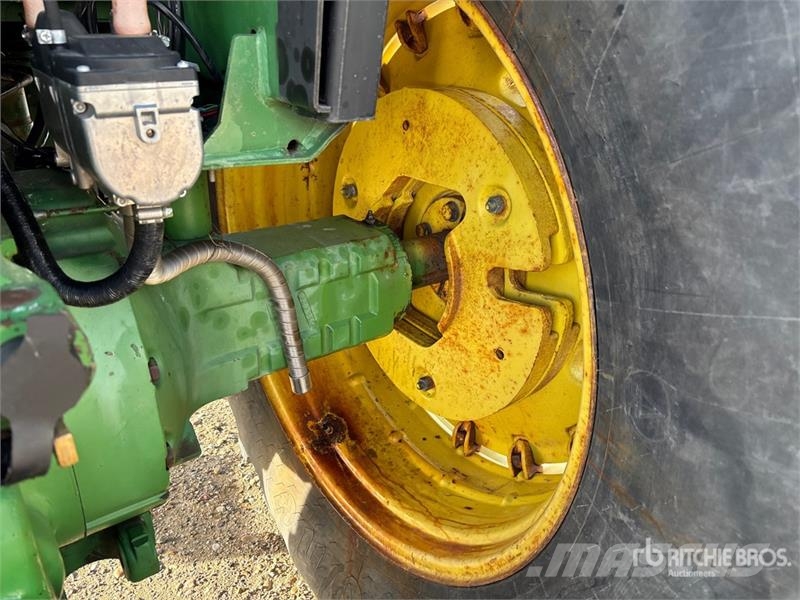 John Deere 4440 Tractors