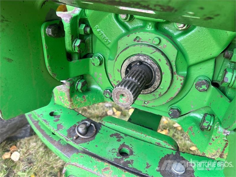 John Deere 4440 Traktorok