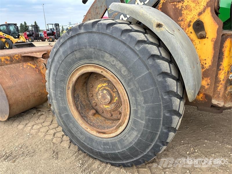 John Deere 444J Utovarivači na točkove