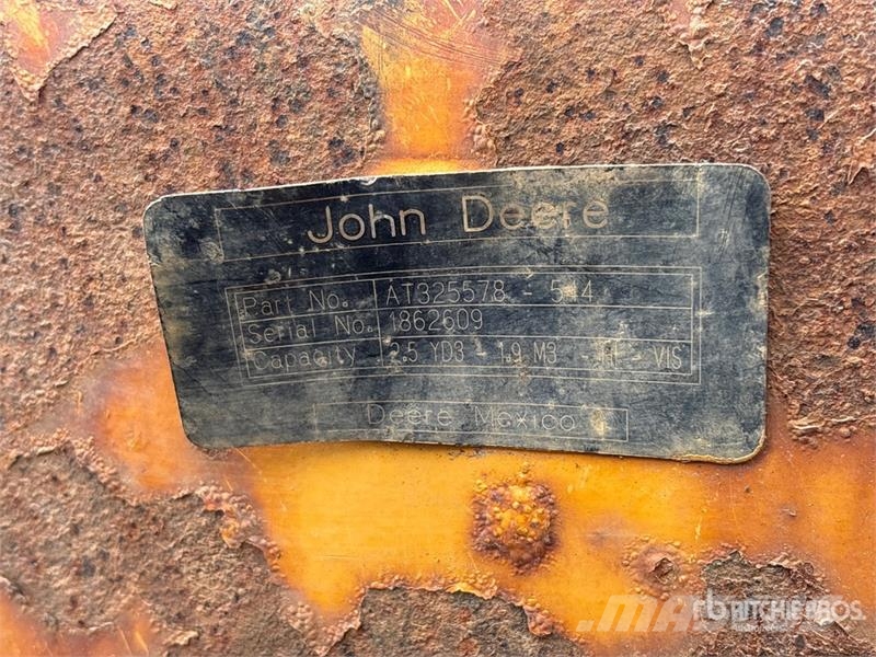 John Deere 444J Utovarivači na točkove