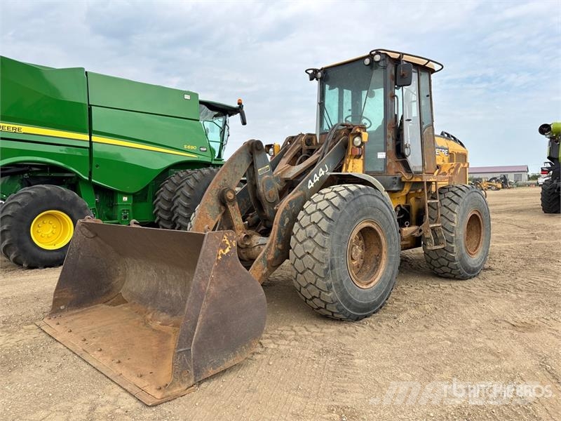 John Deere 444J Utovarivači na točkove