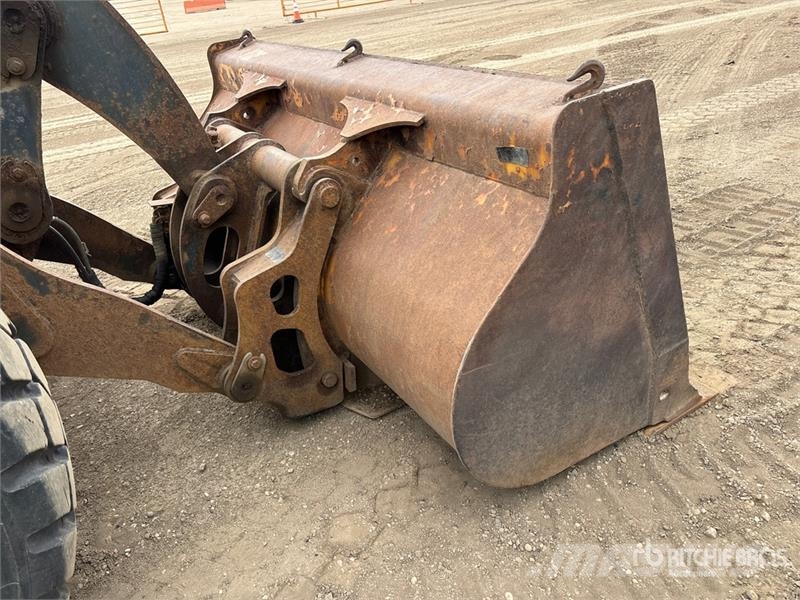 John Deere 444J Utovarivači na točkove