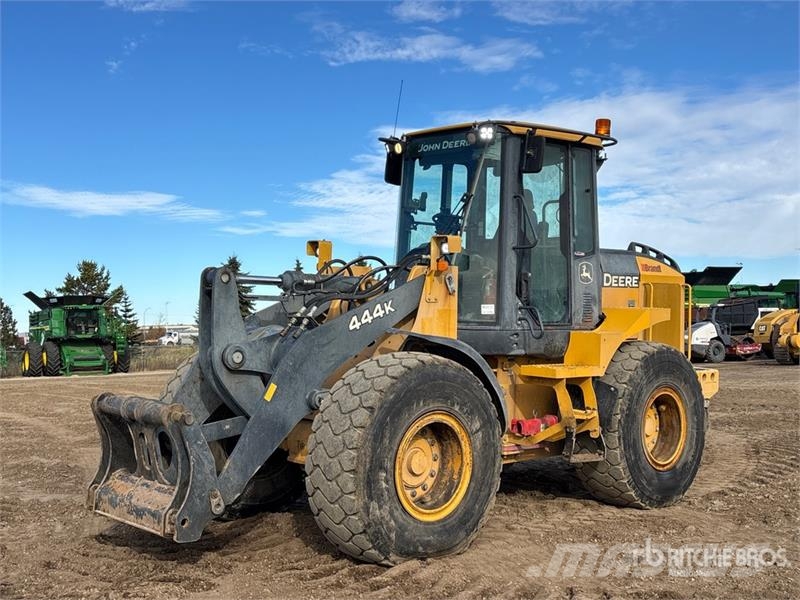John Deere 444K Wheel Loader Iekrāvēji uz riteņiem