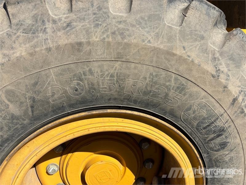 John Deere 444K Wheel Loader Rataslaadurid