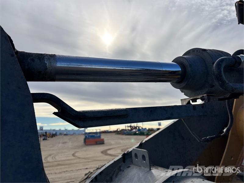 John Deere 444K Wheel Loader Iekrāvēji uz riteņiem