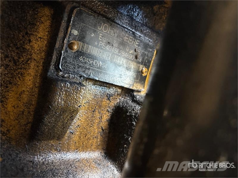 John Deere 444K Wheel Loader Iekrāvēji uz riteņiem