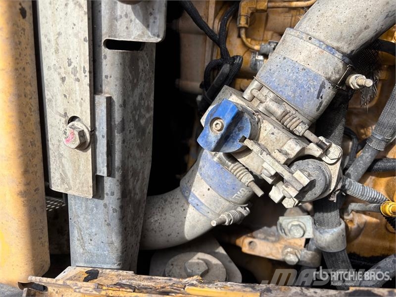 John Deere 444K Wheel Loader Iekrāvēji uz riteņiem