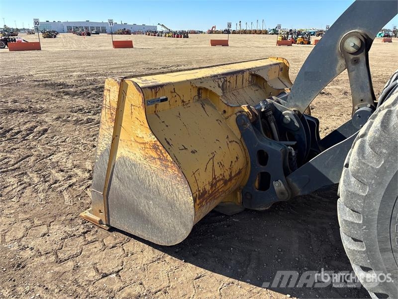 John Deere 444K Wheel Loader Rataslaadurid