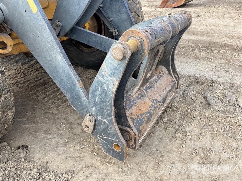 John Deere 444K Wheel Loader Iekrāvēji uz riteņiem
