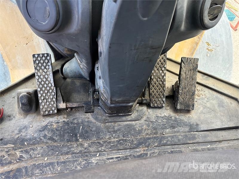 John Deere 444K Wheel Loader Iekrāvēji uz riteņiem