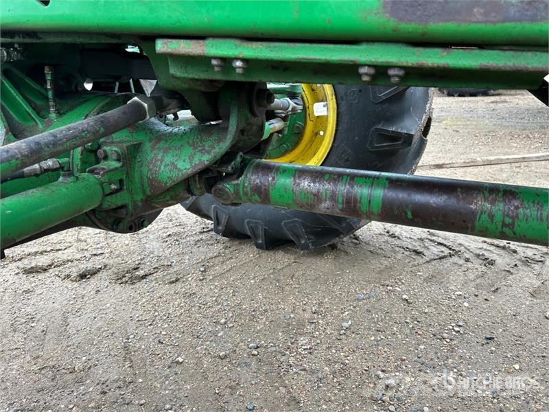 John Deere 4450 4WD Tractor Tractors