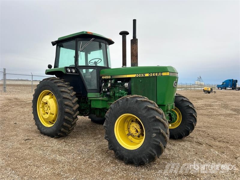 John Deere 4450 4WD Tractor Tractors