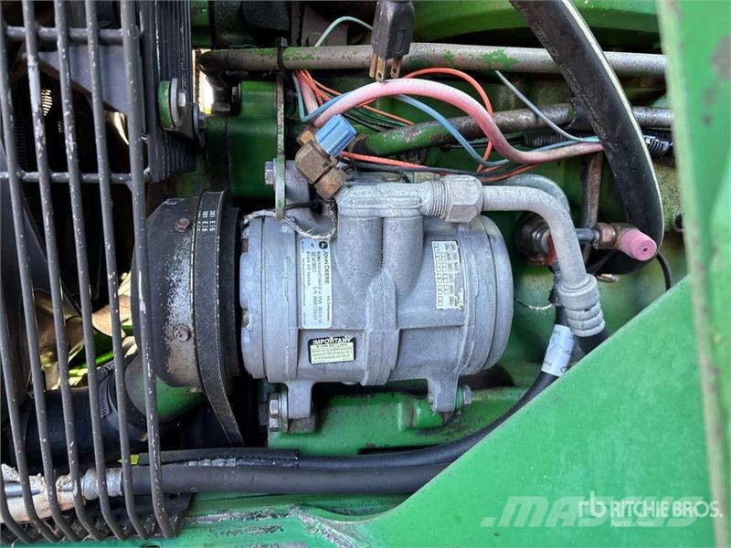John Deere 4455 Traktorok