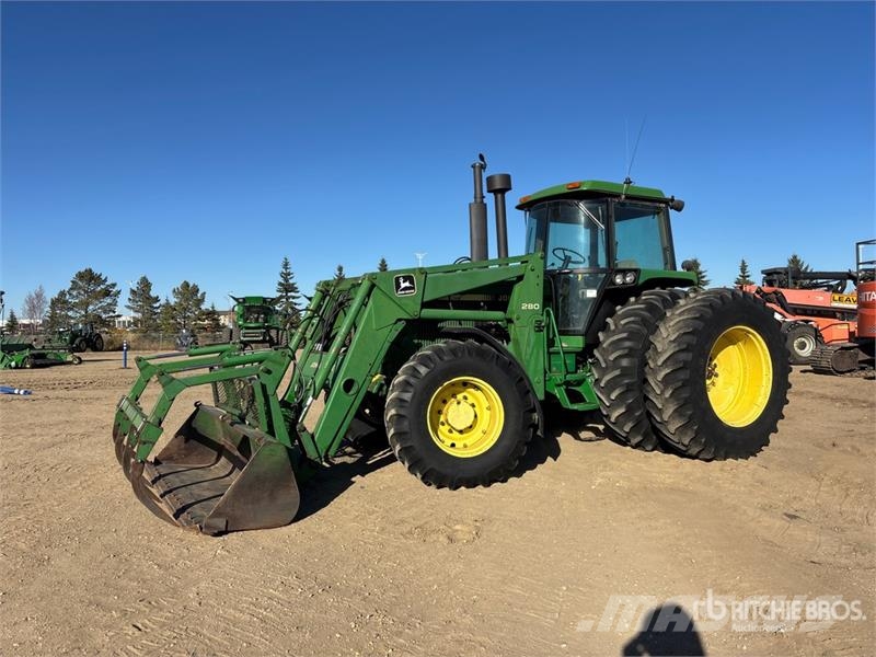 John Deere 4455 Traktorok
