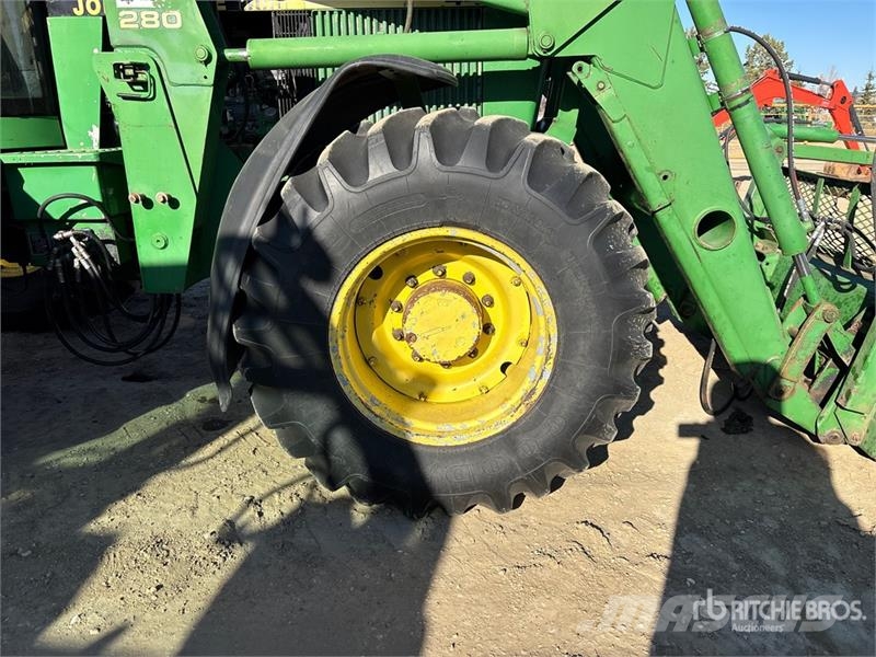 John Deere 4455 Traktorok