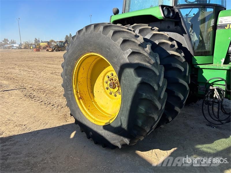 John Deere 4455 Traktorok