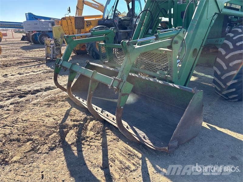 John Deere 4455 Traktorok