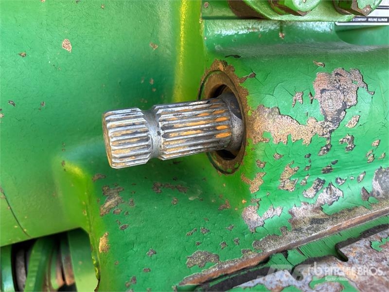 John Deere 4455 Traktorok