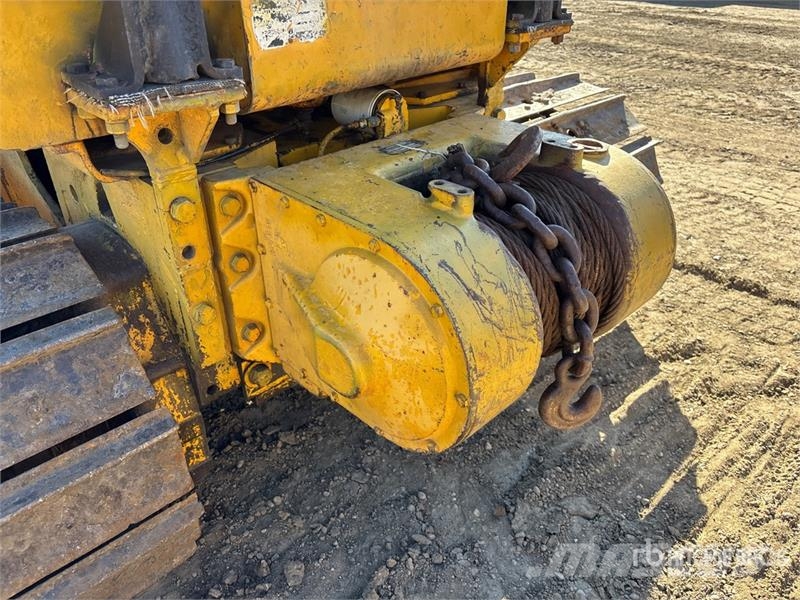 John Deere 450 Buldožeri guseničari