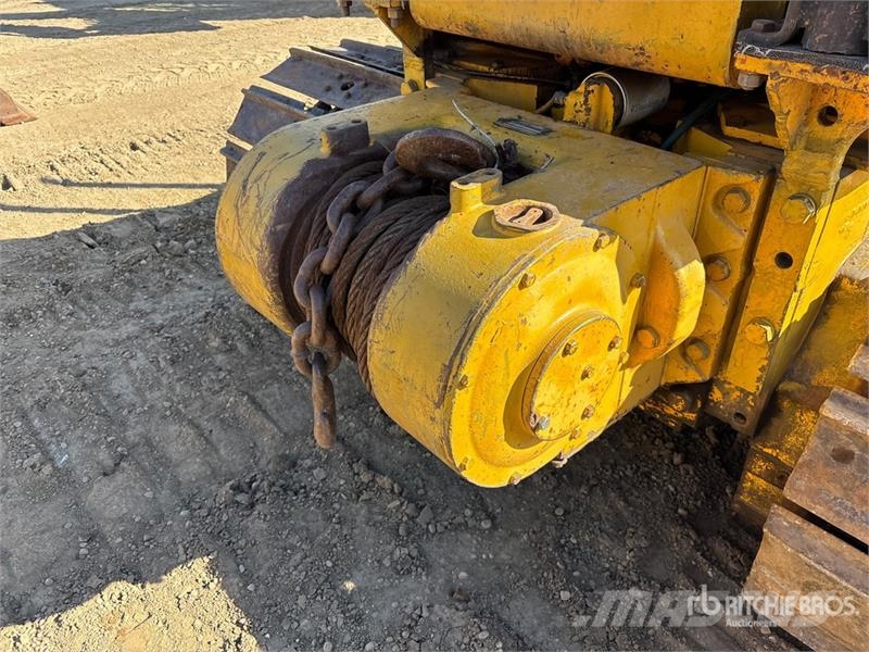 John Deere 450 Buldožeri guseničari