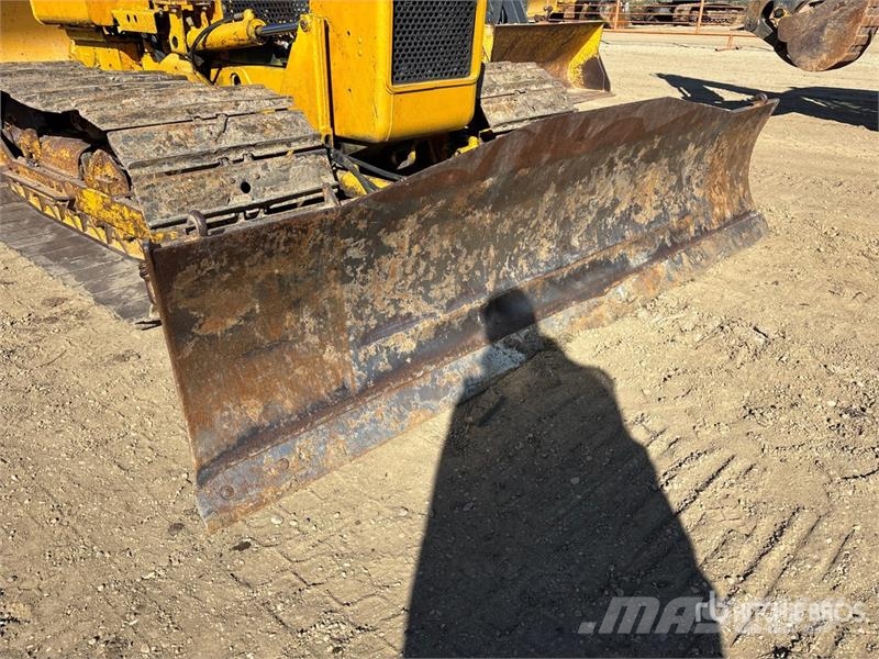 John Deere 450 Buldožeri guseničari
