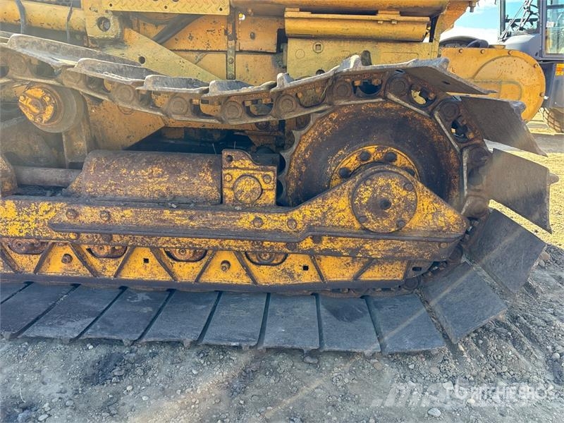 John Deere 450 Buldožeri guseničari
