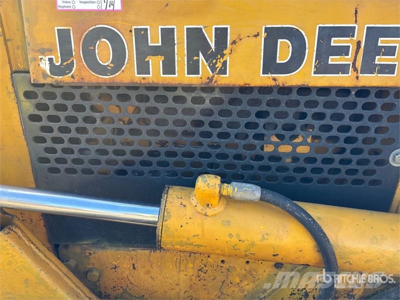 John Deere 450 Buldožeri guseničari