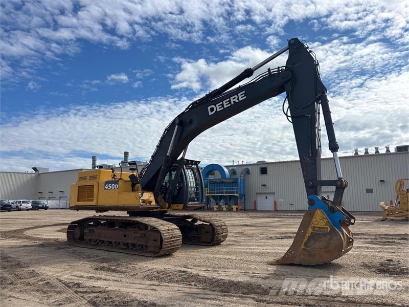 John Deere 450DLC Tracked Excavator حفارات زحافة