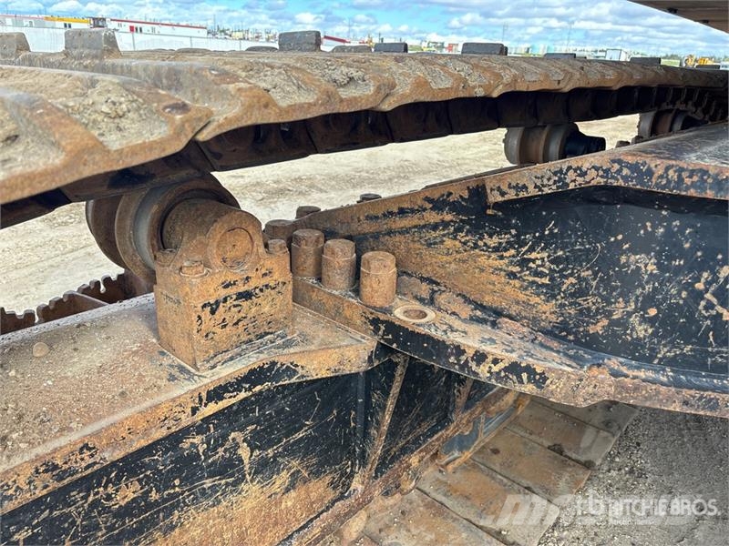 John Deere 450DLC Tracked Excavator حفارات زحافة