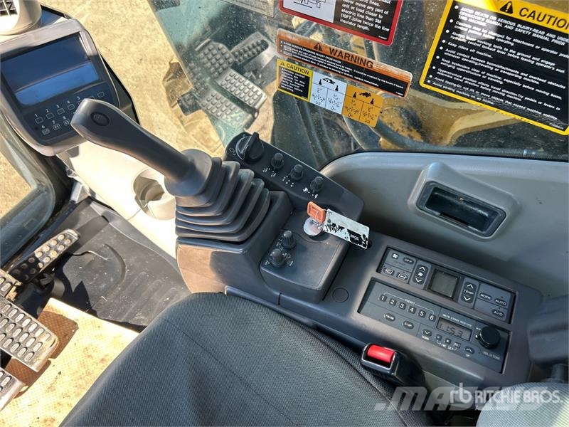 John Deere 450DLC VG Tracked Excavator Vikšriniai ekskavatoriai