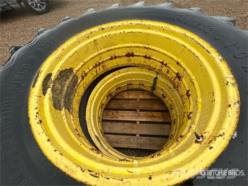 John Deere 4630 拖拉机/农用车