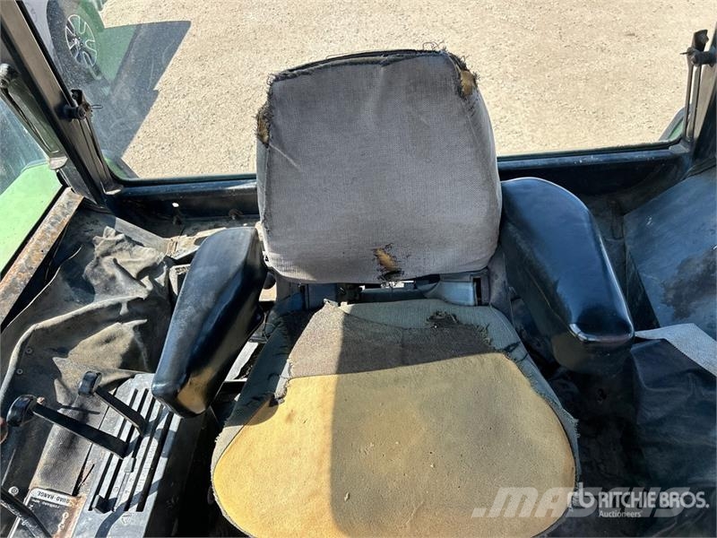 John Deere 4630 拖拉机/农用车